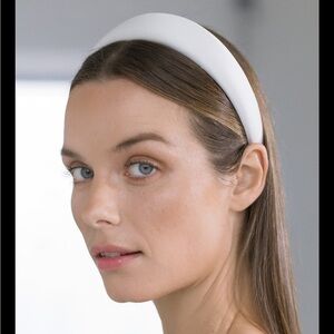 Jennifer Behr Kate Headband in Cream- sold out online